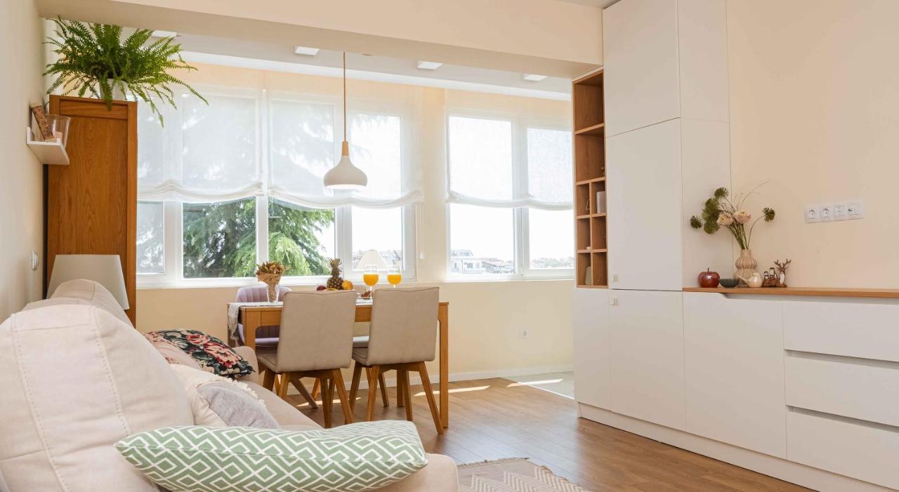 Central Deluxe Apartment Μπουργκάς Εξωτερικό φωτογραφία